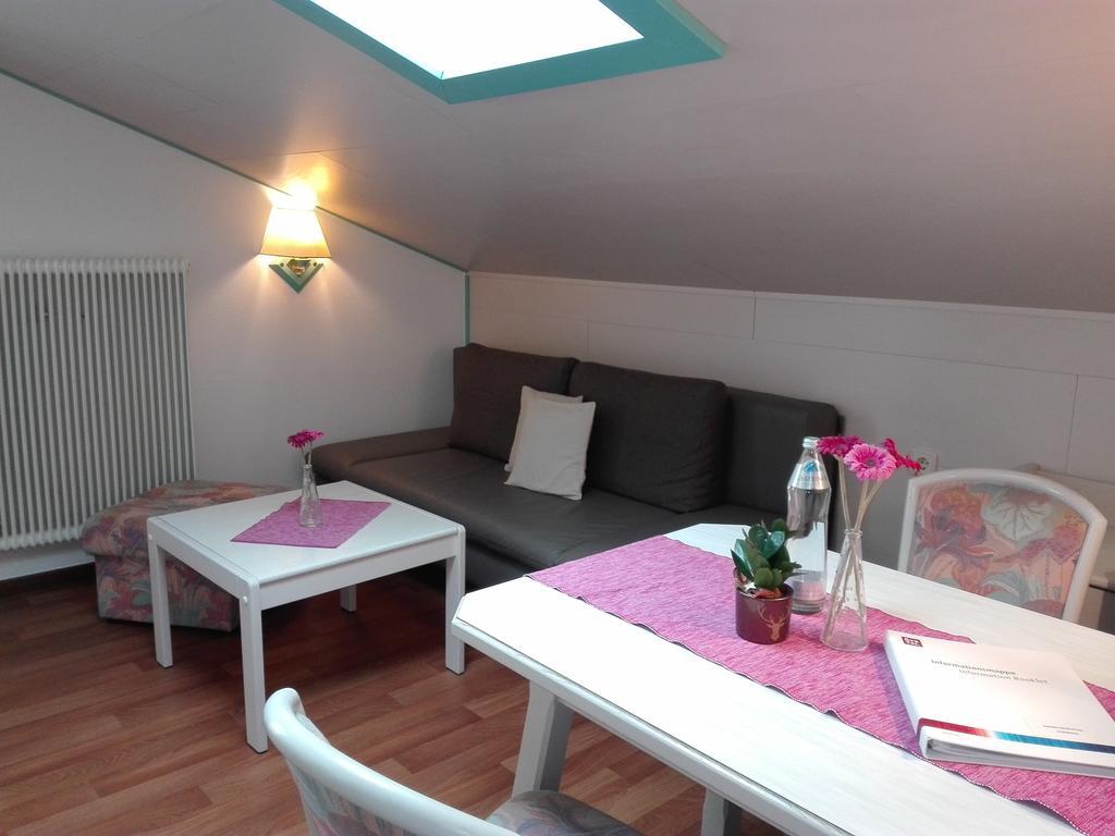 Haus Monika Apartment Оец Екстериор снимка